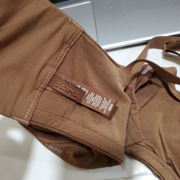 Skims No Show Unlined Balconette Bra Brown Sheer Size 40DD Underwire - Picture 3 of 5